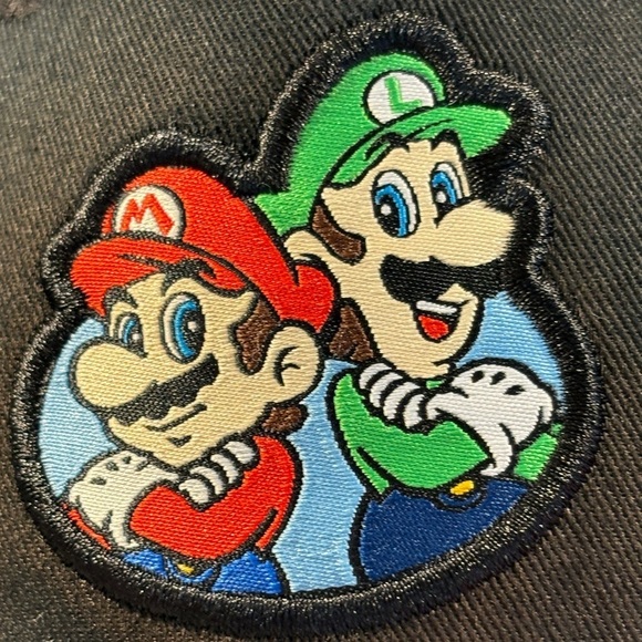 Black Super Mario Bros SnapBack Hat Unisex One Size - Picture 7 of 14